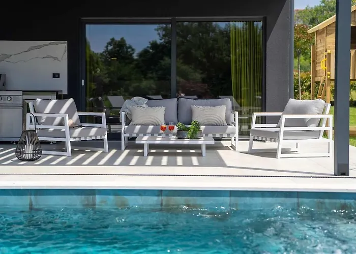 Sunset View 포레치